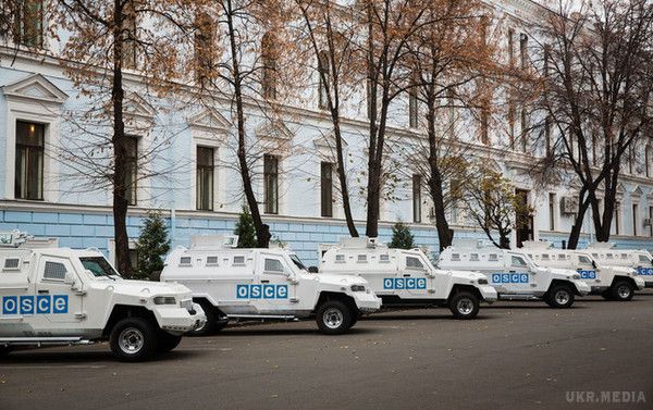Стало відомо, скільки спостерігачів ОБСЄ знаходиться в Донбасі. На сьогоднішній день за подіями на сході України стежать близько 350 спостерігачів спецмисії ОБСЄ.