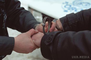 У Луганській області заарештували працівника суду, який інформував бойовиків так званої "ЛНР". Чоловік повідомляв про військових, які дислокувалися в Біловодському та Станично-Луганському районах області