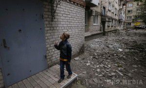 У Луганській області за час бойових дій загинули 18 дітей, 23 поранено. З початку бойових дій в Луганській області загинули 18 дітей, 23 дитини були поранені.