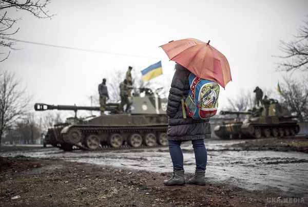 Чого чекати  в Донбасі: тимчасове затишшя або переддень миру?. Найактуальніші питання про стан справ у зоні збройного конфлікту.