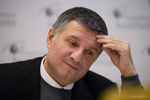 Який сюрприз підготував Аваков одеситам  до 1 квітня?. Жвавих та кмітливих одеситів важко здивувати, ще важче обвести навколо пальця. Міністр МВС щось з цього спробує таки зробити.