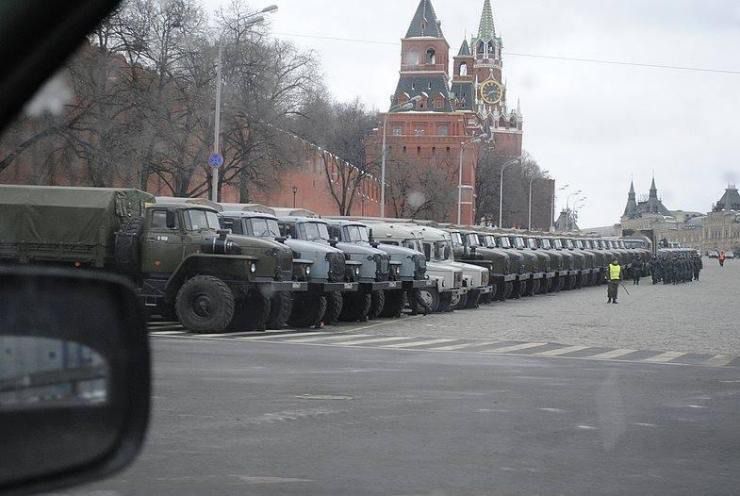 Москву закривають, до міста стягують війська і бронетехніку (фото). Ось і почалося, "то про що попереджали більшовики" - здійснилося!