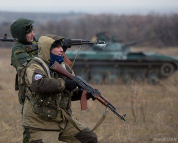 Бойовики протягом дня 23 рази обстріляли позиції сил АТО. Бойовики 11 разів застосували міномети і гранатомети, двічі - танки і 7 разів стрілецьку зброю