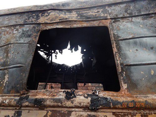 Зруйновані будинки і згоріла техніка в Попасній (фото). Жителі Попасної продовжують публікувати результати артилерійських обстрілів міста. 