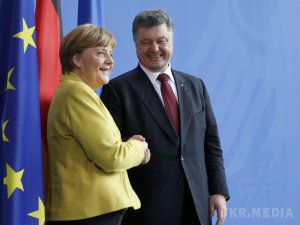 Меркель: Європа не заспокоїться, поки Крим не повернеться в Україну. Меркель запевнила: Євросоюз продовжуватиме санкції проти РФ до повернення Криму під владу України.