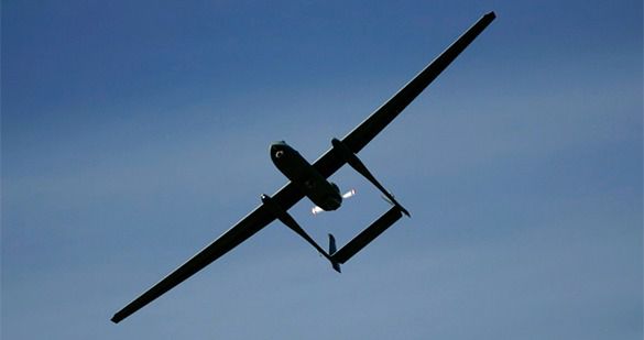 10 безпілотників зафіксували поблизу Широкіно . При цьому повідомляється, що вранці в районі Широкіно сили АТО зафіксували 5 безпілотників.
