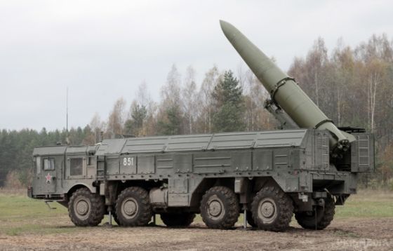 РФ перекидає під Калінінград "Іскандери". Оперативно-тактичні ракетні комплекси "Іскандер" в ході раптової перевірки боєготовності перекинуть в Калінінградську область.