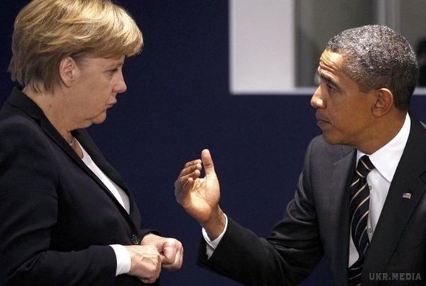 Обама і Меркель домовились про санкції проти Росії. 18 березня президент США Барак Обама і канцлер Німеччини Ангела Меркель у телефонній розмові обговорили ситуацію в Україні, а також санкції щодо Росії.