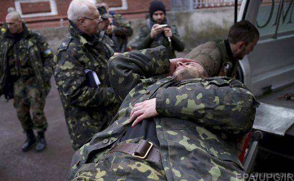 У штабі АТО повідомили, що протягом доби втрат серед українських військових не було. За добу в зоні АТО загиблих українських військових немає, один - поранений