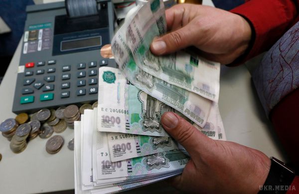 У "ДНР" бойовики збираються платити "соціальну допомогу" в рублях. Перші виплати планують наступного тижня