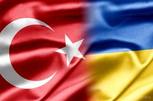 Україна і Туреччина домовилися про створення зони вільної торгівлі. Президенти України і Туреччини домовилися прискорити створення зони вільної торгівлі між двома країнами.
