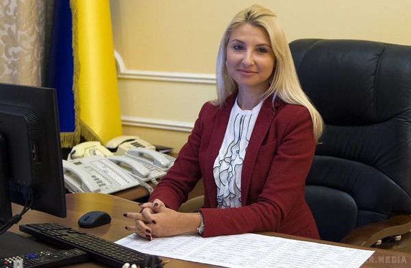 В Україні відкриють 100 нових центрів безоплатної правової допомоги. Міністерство юстиції з 1 липня 2015 відкриє 100 нових центрів надання безоплатної вторинної правової допомоги.