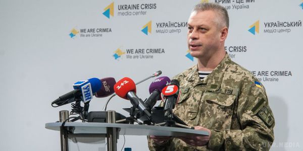 За добу на Донбасі загинули двоє українських бійців. Андрій Лисенко повідомив про двох загиблих і 7 поранених українських бійців в зоні проведення антитерористичної операції.