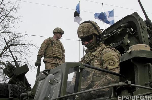 У Латвію прибули солдати НАТО і гаубиці. В Ригу прибули понад 80 солдатів Мічиганської національної гвардії