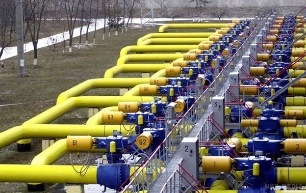 Газу в українських сховищах на 10% більше, ніж торік. Станом на 21 березня в українських газових сховищах знаходилось 7,758 млрд куб. м блакитного палива, що на 9,8% або 0,758 млрд куб. м більше ніж в аналогічний період минулого року.