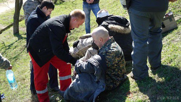 В Одесі сталася масова бійка зі стріляниною за участю «Правого сектору». В Одесі сьогодні, 24 березня, сталася масова бійка зі стріляниною, є постраждалі. 