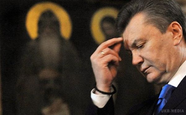 У Януковича стався інфаркт. Побіжний екс-президент Віктор Янукович перебуває у Криму та госпіталізований з інфарктом.