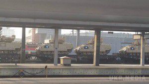 У Москви істерика: На Україну рушили американські танки (фото). Фото  опублікували  іноЗМІ.