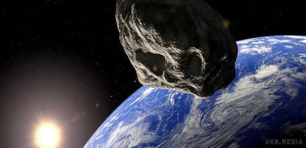 Сьогодні в бінокль можна розгледіти кілометровий астероїд, який летить до Землі. Сьогодні на планеті Земля на швидкості близько 37 тисяч кілометрів на годину на максимально близьку відстань наблизитися космічний об'єкт - астероїд YB35, який має значні, як для такого небесного тіла, розміри: один кілометр в діаметрі.