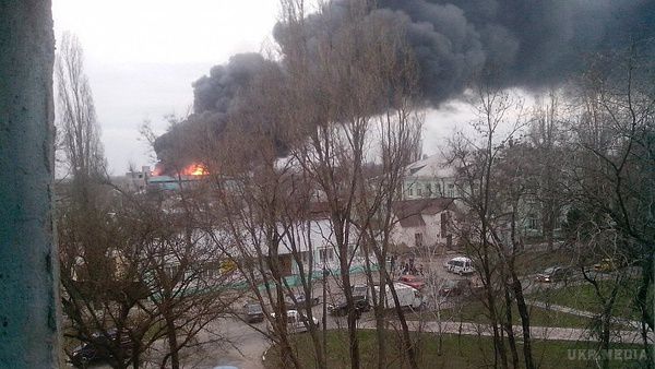 У Дніпропетровській області сталася пожежа на Механічному заводі (відео). Сліди пожежі було видно по всьому місту