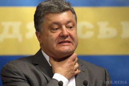 Порошенко вважає що корупціонерів не можна відпускати під заставу. Порошенко наголосив, що боротьба з корупцією є вкрай важливою для виживання України як держави.