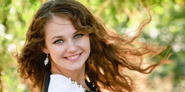 22-річна українка стала королевою краси в Іспанії. Переможницею в конкурсі "Королева краси-2015" стала студентка з Миколаєва.