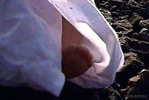 У парку в Києві знайшли тіло новонародженого малюка. Вчора опівдні в парковій зоні на території Святошинського району столиці було виявлено тіло немовляти.