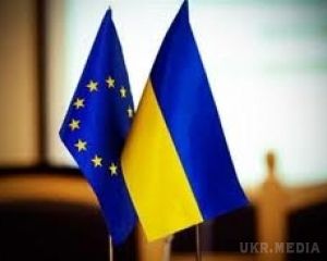 Європа виділить останній транш. Європейська комісія прийняла рішення виділити Україні останній транш у розмірі 250 млн євро в рамках першої програми макрофінансової допомоги (610 млн євро).