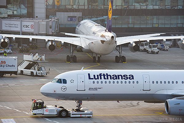 Lufthansa знала про схильність до суїциду пілота A320. Документи, які підтверджують обізнаність авіакомпанії про психічний стан Лубитца, потрапили в розпорядження прокуратури Дюссельдорфа. 
