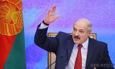 Без США в Україні неможливо досягти стабільності - Лукашенко. За словами білоруського лідера, якщо американці хочуть, щоб в Україні був мир і стабільність, вони негайно повинні підключитися до цього процесу