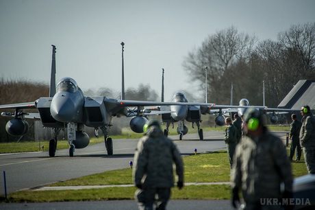  В Голландії  розмістилися американські винищувачі. На голландську авіабазу Леуварден прибули шість американських тактичних винищувачів F-15C Eagles.