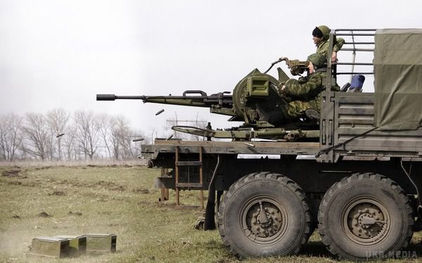 Російські бойовики обстріляли село Сопіно. Жителі обстріляного бойовиками села: «Не наші стріляли, а ці ідіоти - росіяни»