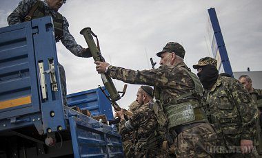 Росія відправила у Дебальцеве ешелон з боєприпасами - ІО. Крім поїзда, зафіксовано переміщення з Росії в окуповані райони Донбасу близько 28 транспортних одиниць автомобільної техніки