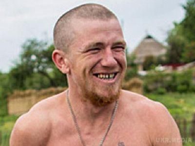 "Моторола", "Білосніжка", "Цар" та інші- ідентифікація "Хероєв" ДНР. Глава ГУ МВС України в Донецькій області В'ячеслав Аброськін розповів про те, хто тероризує наш Донбас, воюючи в бандформуванні Арсена Павлова (більше відомий як "Моторола" - на фото). На їх руках кров наших співгромадян.