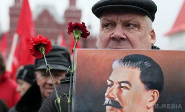 Російський священик порадив прихильникам Сталіна протверезитись. Митрополит Волоколамський Іларіон закликав симпатиків Сталіна відвідати місце масових страт і поховань жертв репресій в урочищі Бутовський полігон