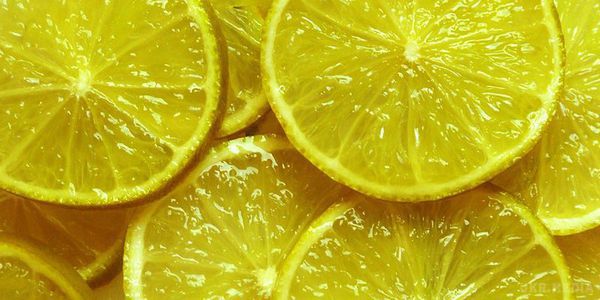 Як очистити кишечник соком лимона?. Лимон є одним з найбільш ефективних продуктів для очищення всіх органів і систем нашого організму.