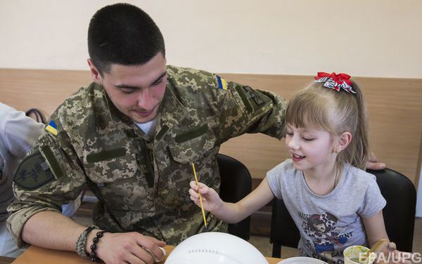 У Міноборони озвучили значні дані про мобілізацію добровольців. Чиновник МОУ повідомив, що в армію в рамках нової хвилі мобілізації прийшли 10 тис. добровольців