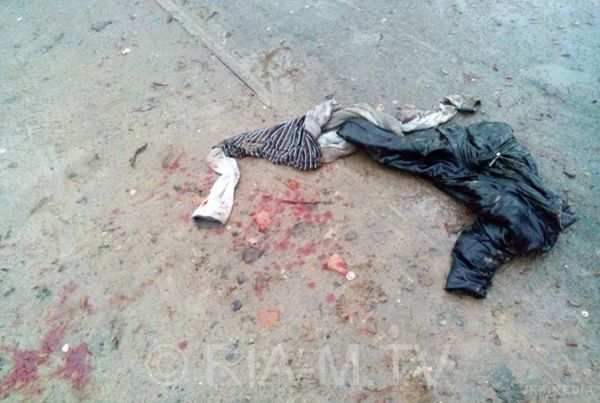 В Мелітополі через стрілянину  постраждали переселенці. За даними очевидців, конфлікт спровокували антиукраїнські висловлювання переселенців.