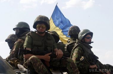Бойовики на Донбасі обстріляли українських військових з мінометів і стрілецької зброї. Українські бійці дали гідну відсіч ворогу