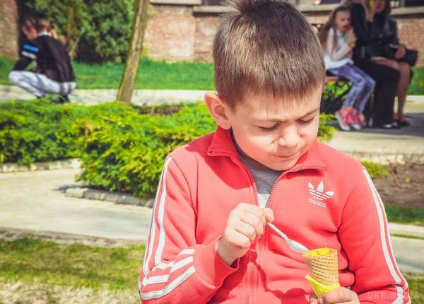 Як відзначали Великдень в Донецьку (фото). Ніколи Донецьк так не святкував Великдень. Такої кількості людей не бачив напевно з часів Чемпіонату Європи з футболу 2012. 