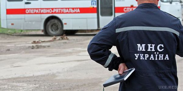  Магазин і кафе згоріли в Херсоні. У м. Херсон 14 квітня в одноповерховій будівлі (розмірами 50x10), в якому знаходиться магазин "Океан" та кафе "Анталія" виникла пожежа