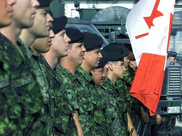 Військовослужбовці з Канади їдуть в Україну. Канада неодноразово допомагала Україні захисними шоломами, бронежилетами, приладами нічного бачення
