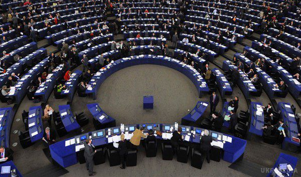 Європейський парламент закликав Туреччину визнати геноцидом переслідування вірмен. Депутати Європарламенту закликали Вірменію і Туреччину примиритися