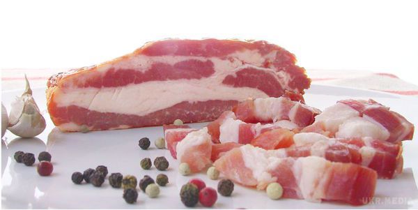 Корисні властивості сала, про які ви ще не чули. Лікарі і дієтологи солідарні в думці, що корисні властивості сала воістину безмежні.