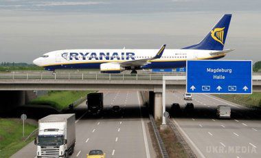 Популізм про лоукостер RyanAir який може прийти у Львів. Провідна в Європі ірландська бюджетна авіакомпанія RyanAir може почати польоти до Львова. 