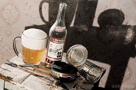 У «ЛНР» відкривають «алкогольну лабораторію». У захопленому бойовиками Східноукраїнському національному університеті розпочала роботу «лабораторія по підготовці нових коктейлів і барменів»
