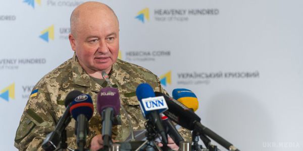 На Донбас Росія відправила13 вагонів зі зброєю. Росія в цьому місяці направила терористам на схід України 13 вагонів зі зброєю та боєприпасами.