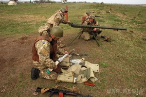 Карта АТО станом на 19 квітня. Ситуація на сході країни (карта АТО) станом на 12:00 19 квітня 2015 року за даними РНБО України
