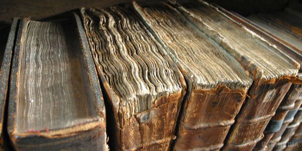  Історичні дати 20 квітня . Особливий день в історії: що творилося 20 квітня?