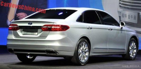 Ford розсекретив новий седан Taurus. На спеціальному заході у рамках автосалону в Шанхаї, компанія Ford представила седан Taurus 2016 модельного року.